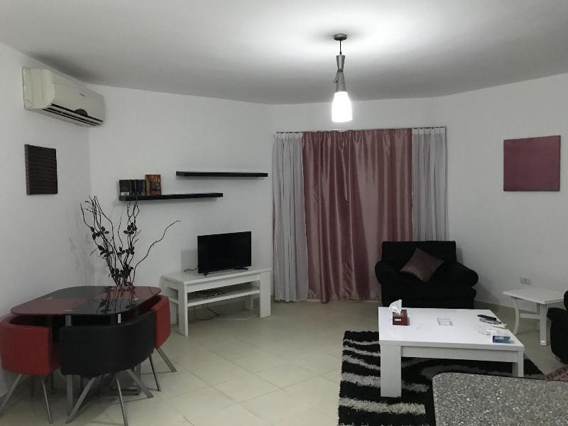 Regency Towers Apartments Gurdaka Kültér fotó