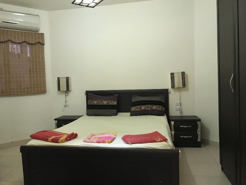 Regency Towers Apartments Gurdaka Kültér fotó