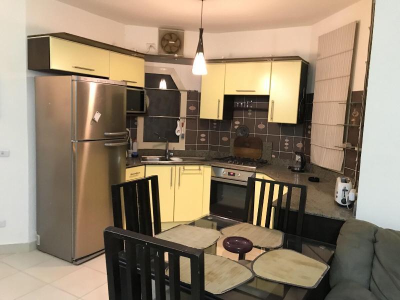 Regency Towers Apartments Gurdaka Kültér fotó