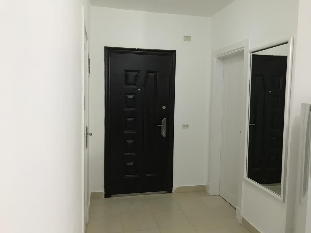 Regency Towers Apartments Gurdaka Kültér fotó