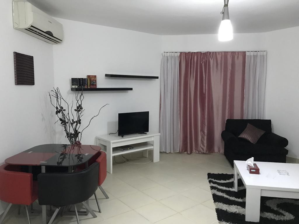 Regency Towers Apartments Gurdaka Kültér fotó