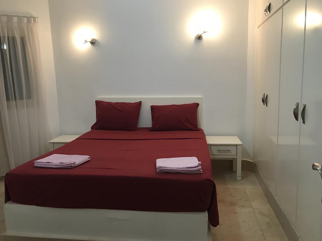 Regency Towers Apartments Gurdaka Kültér fotó