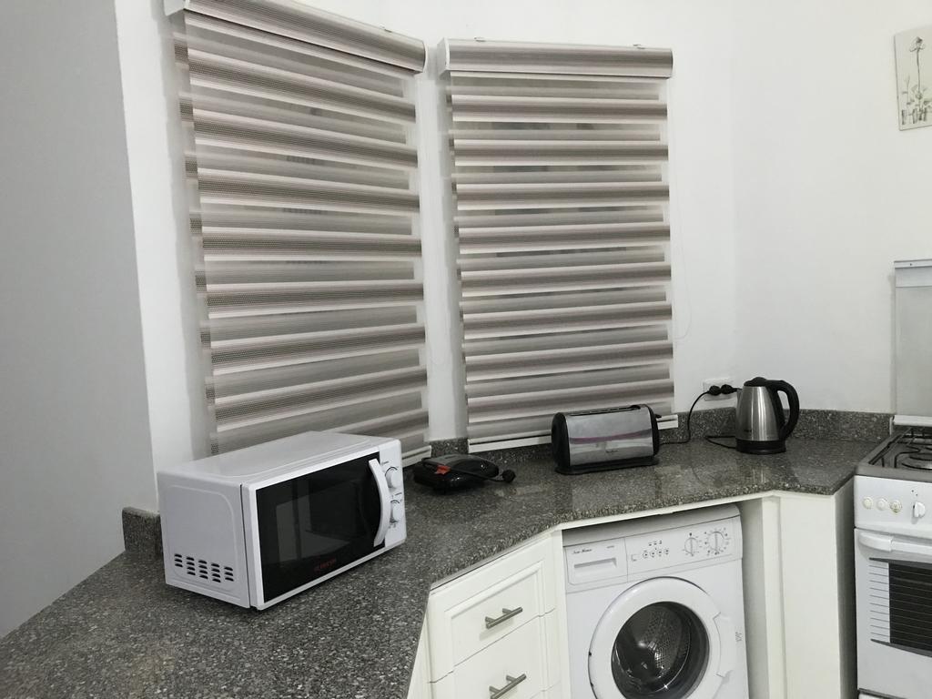 Regency Towers Apartments Gurdaka Kültér fotó