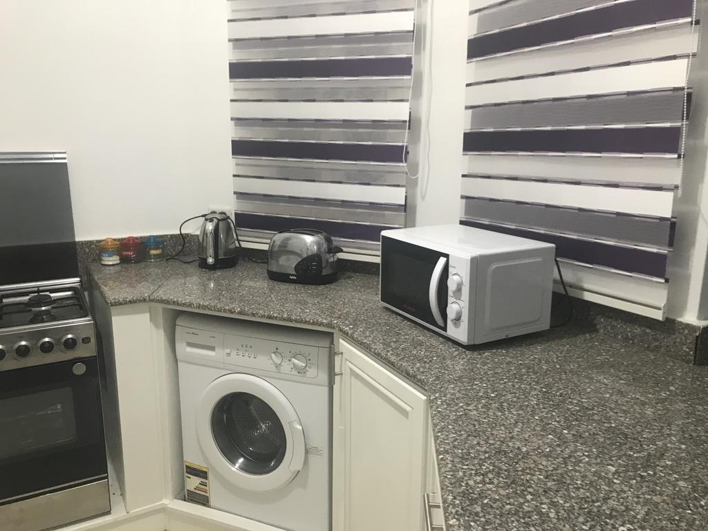 Regency Towers Apartments Gurdaka Kültér fotó
